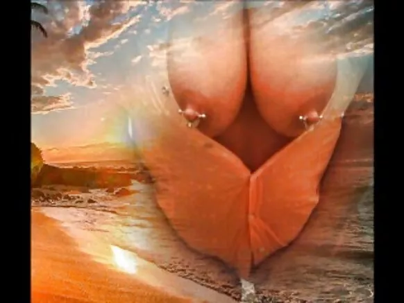 Xxx video n'abavyeyi bavyibushe bakina mu bice bine.