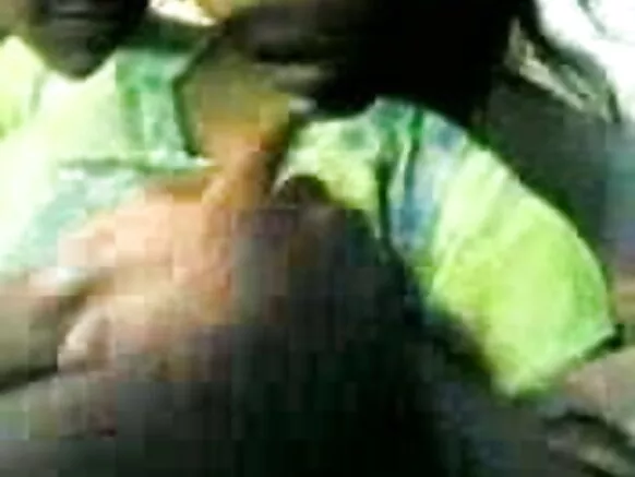 Mature n’amabere y’abahindi mushiki wa Kolombiya arasambanywa.