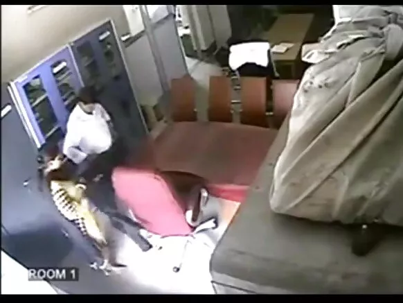 22 abigisha bakora imibonano mpuzabitsina nyina n'umuhungu kw'ishure, igice ca 2.