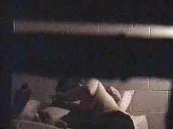 Camera yihishije, video ya hd ikomeye, itanga blowjob n’ibiganza kandi ikora.