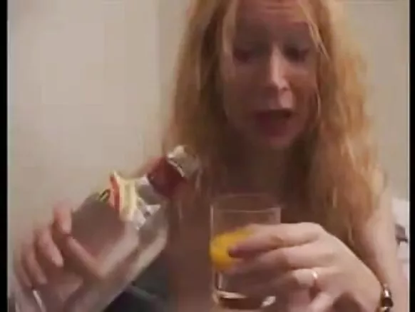 Marie w’umubiri w’umunyarukoba wo mu Bufaransa. Mawe n’umuhungu, abaguye beza, bakuze.